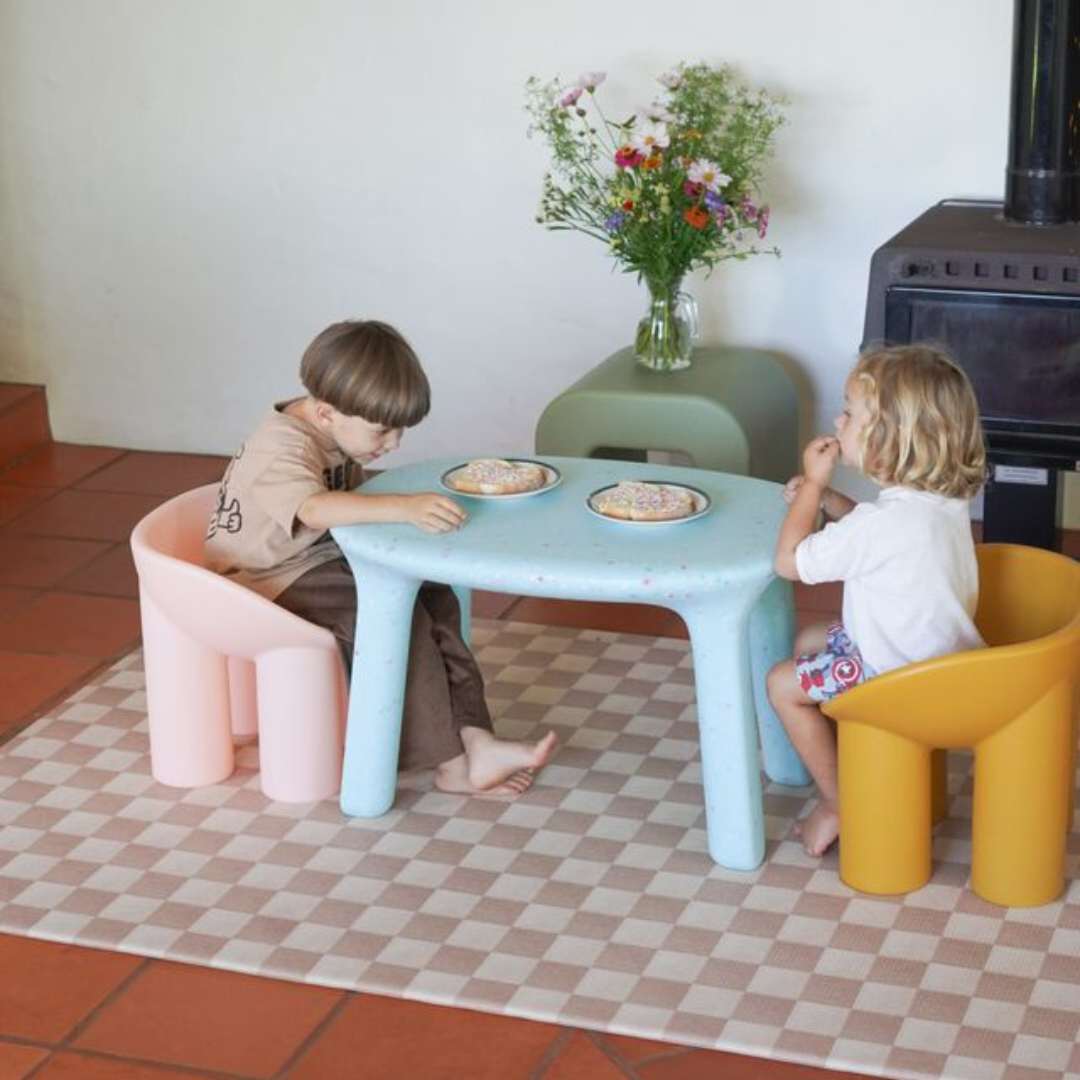 Confetti Table and Roly Bundle